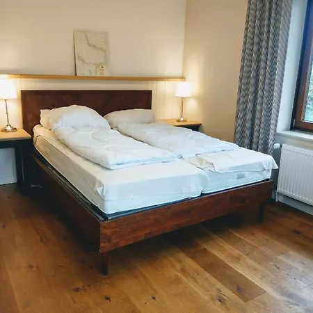Kapitaenskajuete & Ausguck Maasholm